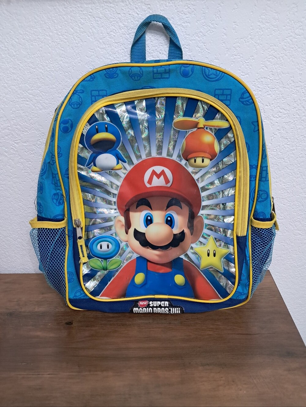 Nintendo Super Mario Kids Backpack Zip Closure Side Mesh Pockets 16" School